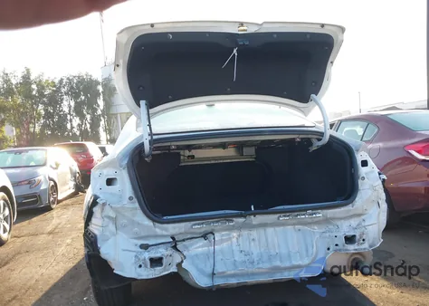 2021 Hyundai Sonata Se z USA, uszkodzony, nr VIN 5NPEG4JA2MH102702